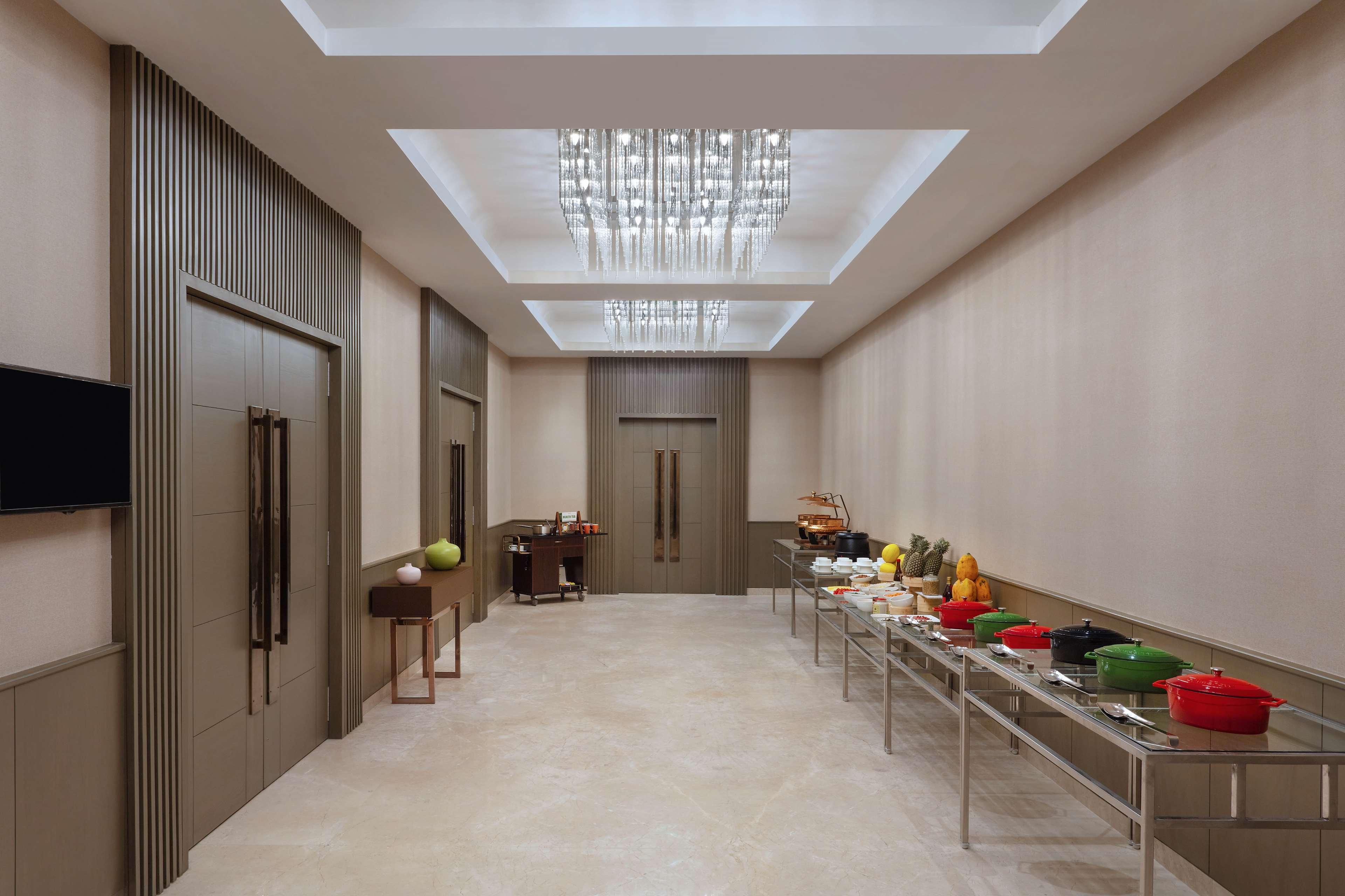 Doubletree By Hilton Jaipur Amer Exteriör bild