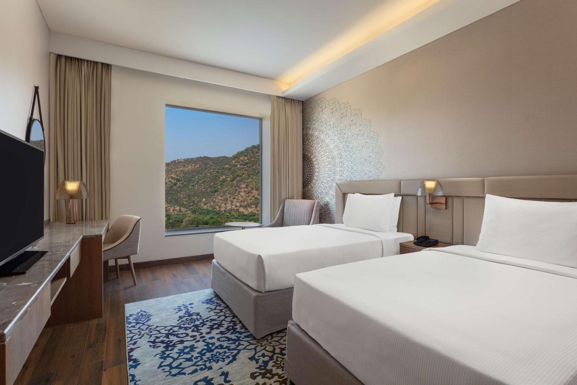 Doubletree By Hilton Jaipur Amer Exteriör bild