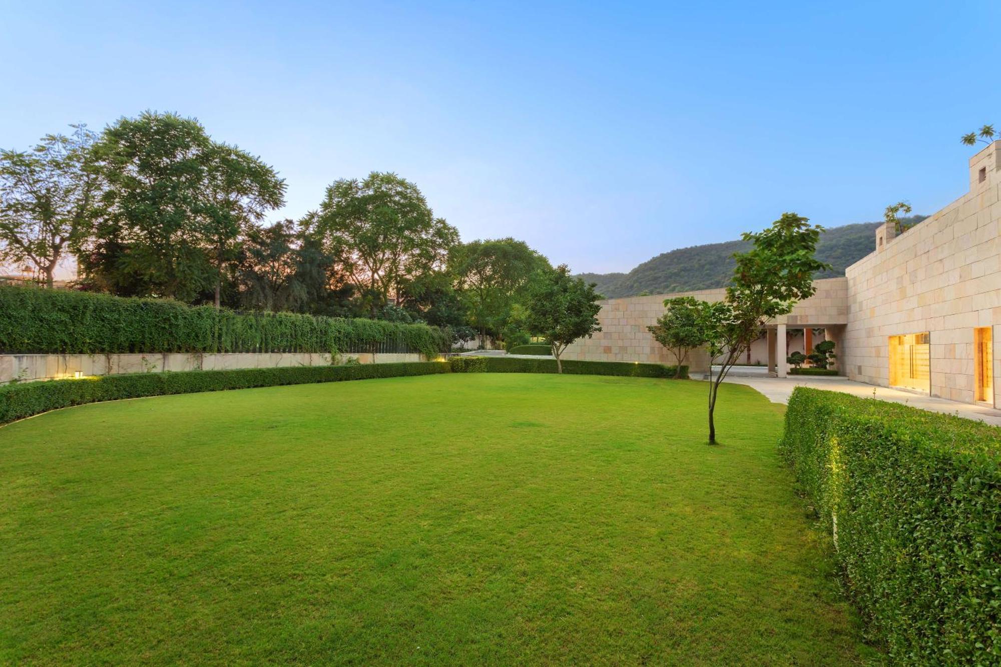 Doubletree By Hilton Jaipur Amer Exteriör bild